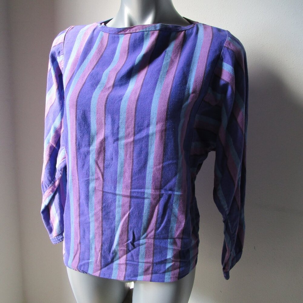 Vtg cotton linen pastel long sleeve blouse. Clock House size 38